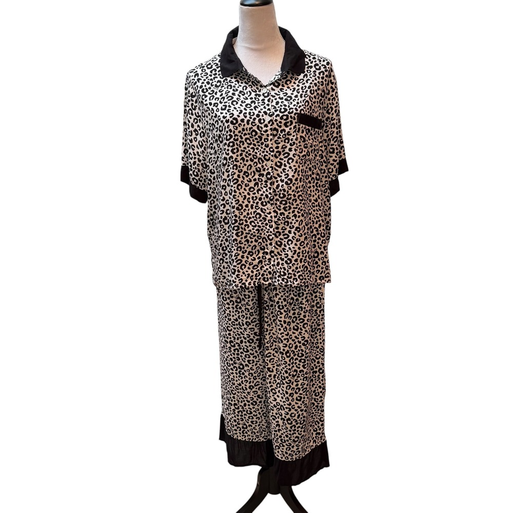 DKNY Women XL White Black Leopard Print Pajama Set Rayon Sleepwear Loungewear